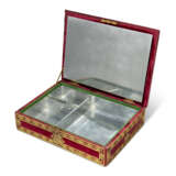 AN AMERICAN ORMOLU-MOUNTED, RED VELVET AND CHROME HUMIDOR - photo 5