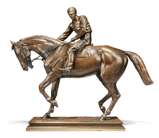 A FRENCH PATINATED-BRONZE GROUP, ENTITLED `LE GRAND JOCKEY` - фото 1