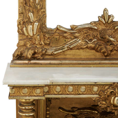 A GERMAN GILTWOOD CONSOLE TABLE AND MIRROR - Foto 5