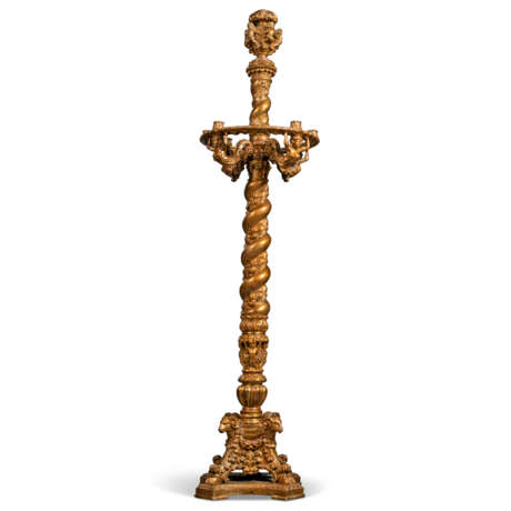 A ITALIAN CARVED GILTWOOD EIGHT-LIGHT TORCHERE - Foto 1