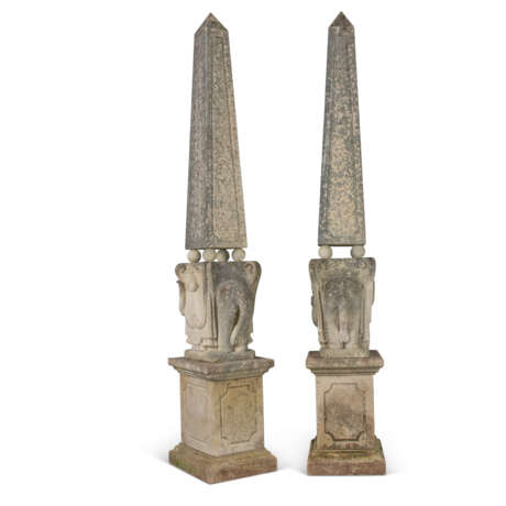 A PAIR OF CARVED LIMESTONE OBELISKS - фото 5