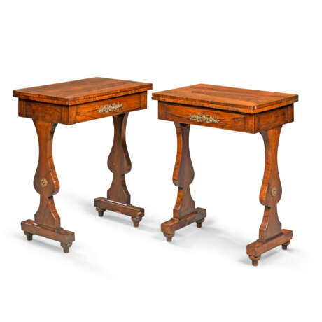 A PAIR OF REGENCY ORMOLU-MOUNTED BRAZILIAN ROSEWOOD CENTRE TABLES - фото 1