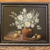 “still life with daisies” Canvas Oil paint Realist Still life 2015 - photo 1