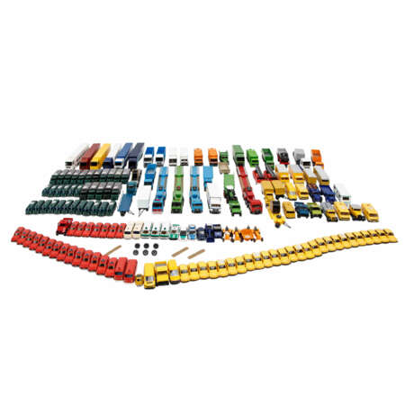 WIKING over 150 vehicle models in 1: 87 scale, - фото 1
