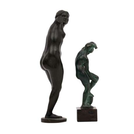 SCULPTURE 19th/20th c., 2 female nude figures after antique model, - Foto 4