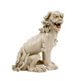 Sculpture of a guardian lion made of stoneware. CHINA, around 1900. - Foto 5