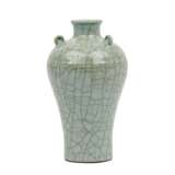 Vase made of porcelain with 'Ge' glaze. CHINA, around 1900, - Foto 1
