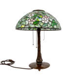 TIFFANY STYLE TABLE LAMP - photo 3