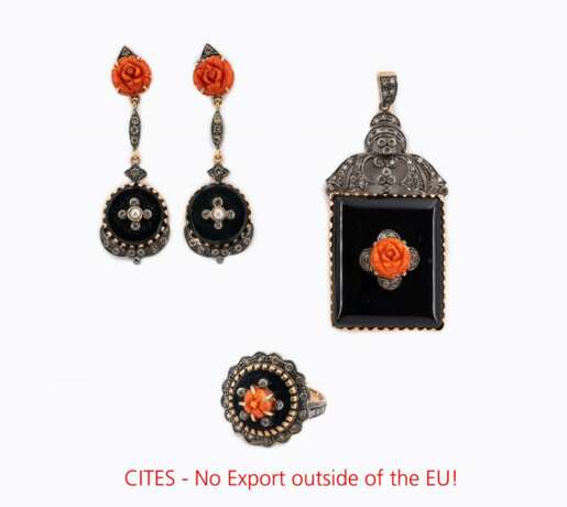 Onyx-coral-diamond set: earrings, ring and pendant - Foto 1