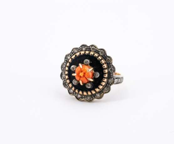 Onyx-coral-diamond set: earrings, ring and pendant - фото 5
