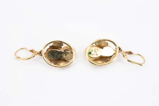Mixed lot: 2 'Grandel' earrings and ring - photo 7