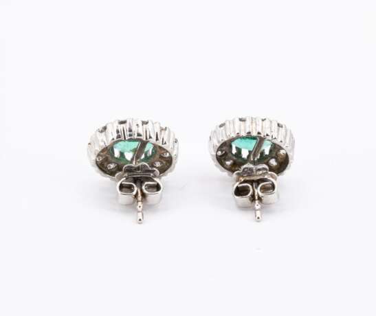 Emerald Diamond Stud Earrings - photo 3