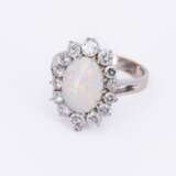 Opal Diamond Ring - фото 1
