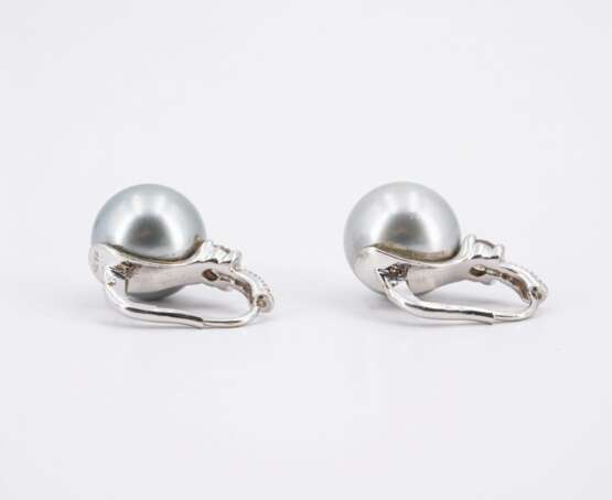 Pearl Diamond Earrings - photo 3