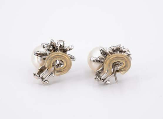 Pearl Diamond Ear Studs/Clips - photo 3