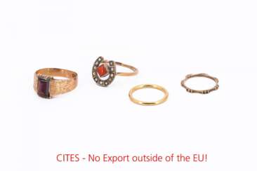 Mixed lot: Four Gemstone-Gold Rings