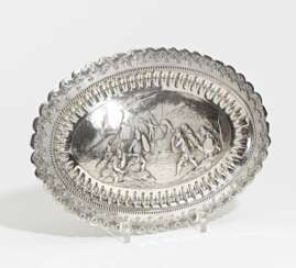 Oval silver display platter with roman conquest scene