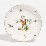 Plate with bird décor - фото 1