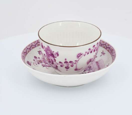 Two cups and saucers with floral décor - фото 15
