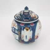 Teapot with figural scenes - photo 4