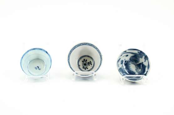 Large set of 70 pieces with blue-white decors - фото 4