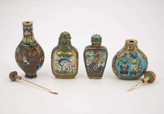 Mixed lot of six snuffbottles - photo 6