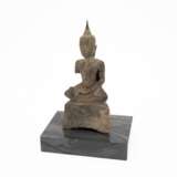 Small sitting Buddha - photo 1