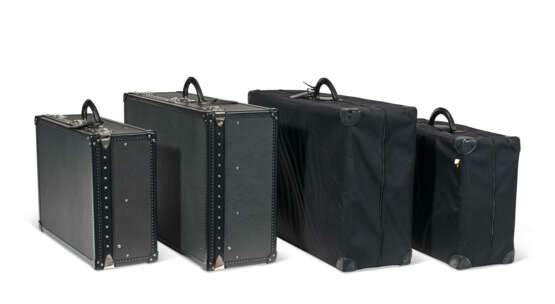 A SET OF FOUR BLACK TAIGA LEATHER HARDSIDED ALZER 60, 65 & 80 SUITCASES - фото 12