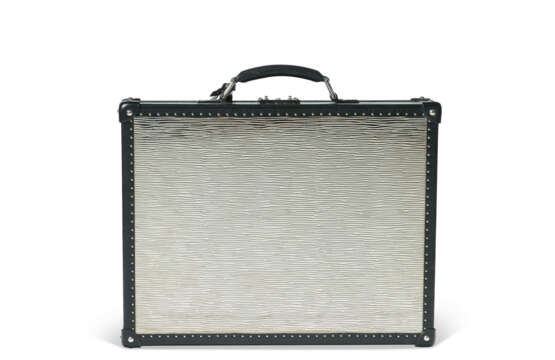 A SILVER METAL & BLACK LEATHER BRIEFCASE - photo 3