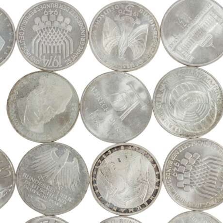 BRD - 32 x 5 DM, commemorative coins until 1979, SILVER, - Foto 3