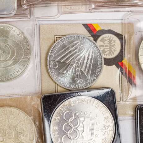 FRG and Austria - mixed lot with 11 x 5 DM silver, - фото 8