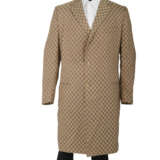 A TAN AND LIGHT BROWN GUCCI LOGO SINGLE-BREASTED COAT - фото 1