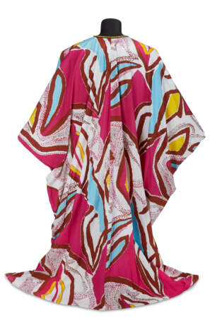 TWO POLYCHROME PRINTED CAFTANS - photo 2