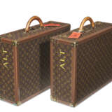 A PAIR OF PERSONALIZED BROWN MONOGRAM CANVAS HARDSIDED SUITCASES - фото 1