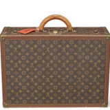 A PAIR OF PERSONALIZED BROWN MONOGRAM CANVAS HARDSIDED SUITCASES - фото 2