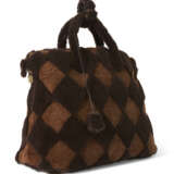 A BROWN SHEARLING LARGE LOCKIT WITH GOLD HARDWARE - photo 2