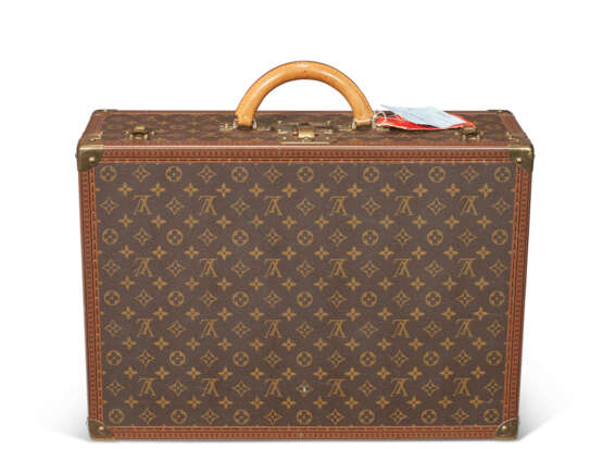 A PAIR OF PERSONALIZED BROWN MONOGRAM CANVAS HARDSIDED SUITCASES - photo 5