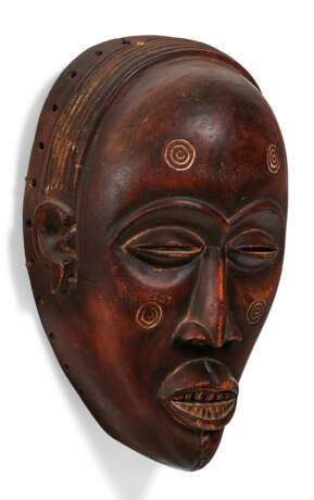 AN AFRICAN MASK - photo 1