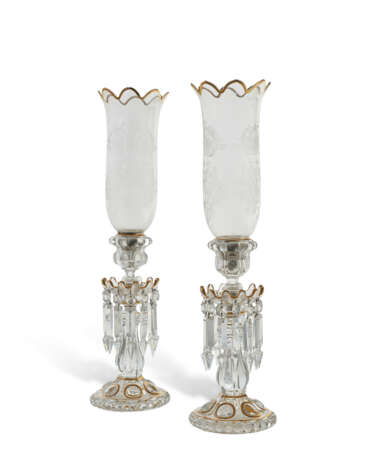 TWO PAIRS OF BACCARAT LUSTRE CANDLESTICKS - Foto 3
