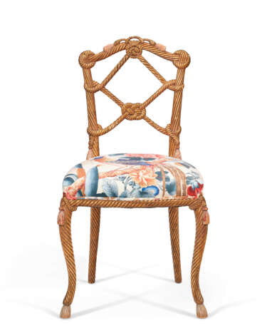A NAPOLEON III STYLE ROPE-TWIST GILTWOOD SIDE CHAIR - Foto 2