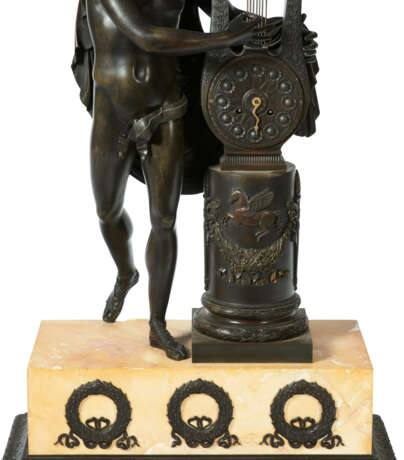 A FRENCH PATINATED BRONZE AND YELLOW MARBLE FIGURAL CLOCK - photo 4