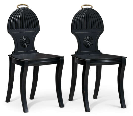 A PAIR OF REGENCY STYLE EBONIZED HALL CHAIRS - photo 3