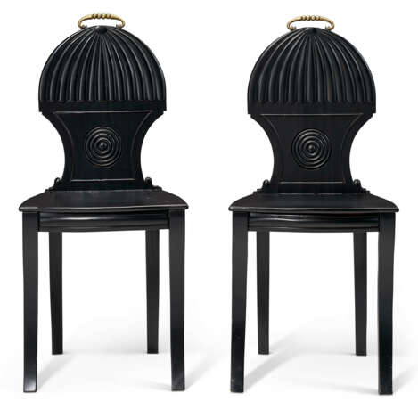 A PAIR OF REGENCY STYLE EBONIZED HALL CHAIRS - photo 5