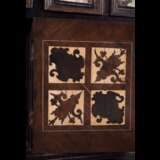 Cabinet de table quadrangulaire en bois noirci - Foto 5