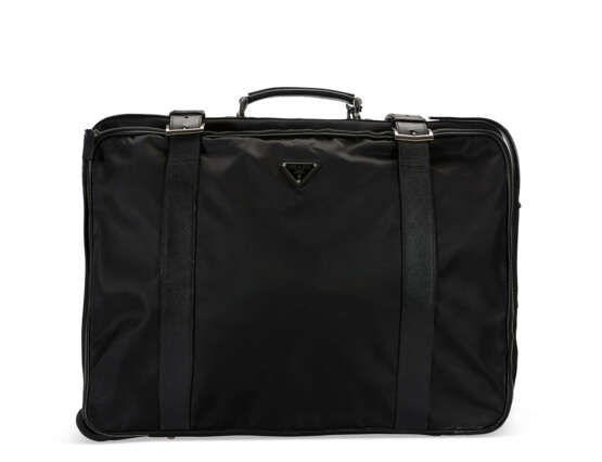 A BLACK NYLON ROLLING SUITCASE WITH SILVER HARDWARE - фото 2
