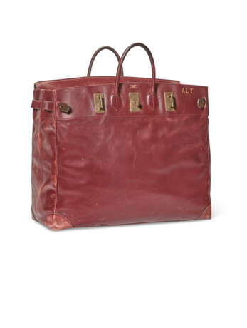 A PERSONALIZED ROUGE H CALF BOX LEATHER HAC BIRKIN 55 WITH GOLD HARDWARE - фото 3