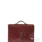 A PERSONALIZED ROUGE H CALF BOX LEATHER SAC À DÉPÊCHES WITH GOLD HARDWARE - фото 1