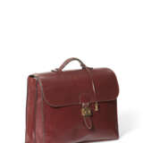 A PERSONALIZED ROUGE H CALF BOX LEATHER SAC À DÉPÊCHES WITH GOLD HARDWARE - фото 2