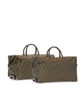 A PAIR OF DARK GREEN & BROWN MONOGRAM CANVAS ROLLING DUFFLE BAGS WITH SILVER HARDWARE - Foto 1