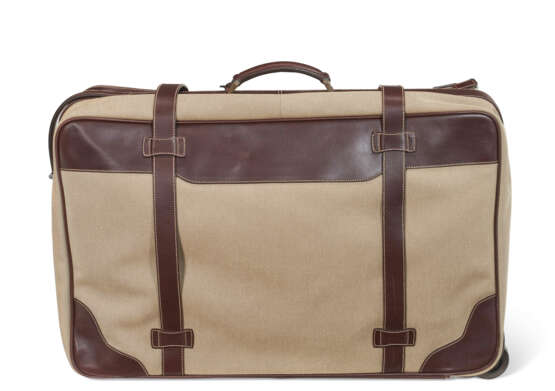 A PAIR OF BROWN CANVAS & LEATHER SOFTSIDED ROLLING SUITCASES - фото 3